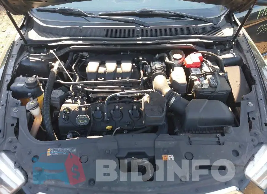 1FAHP2E85JG136311 Photo# 10