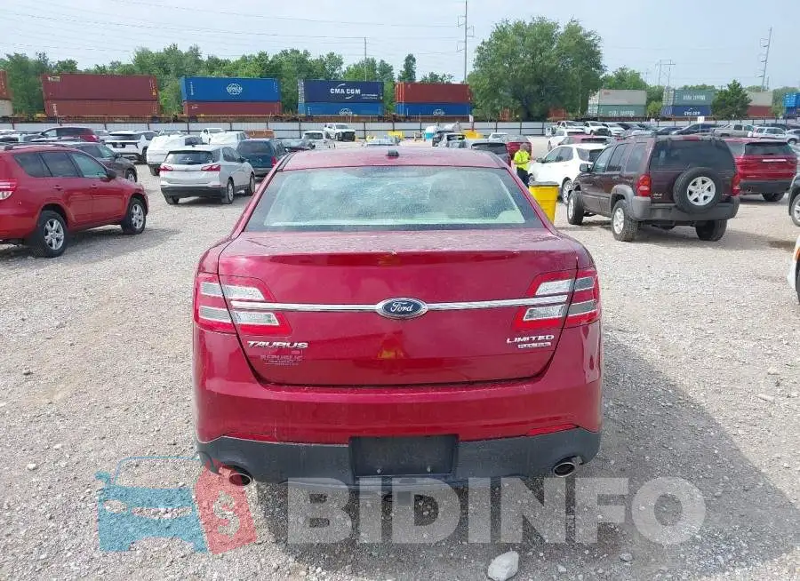 1FAHP2F82HG127901 Photo# 16