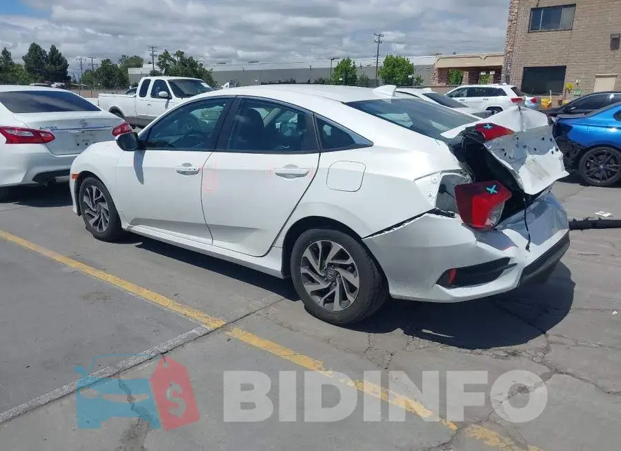 19XFC2F73HE227266 Photo# 3
