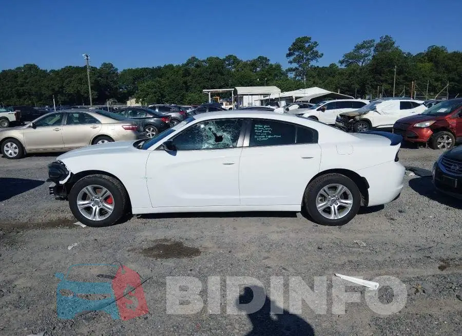 2C3CDXBG8PH674556 Photo# 15
