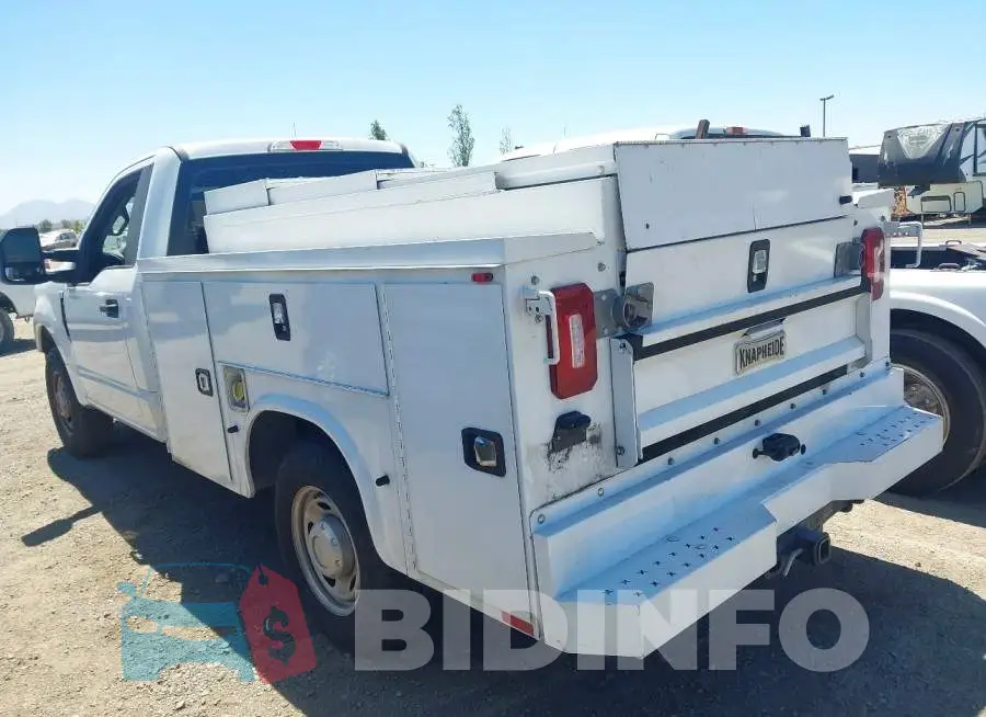1FDBF3A62JEC48195 Photo# 3