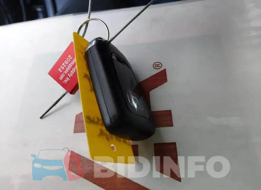 1HGCV2F35MA004834 Photo# 11