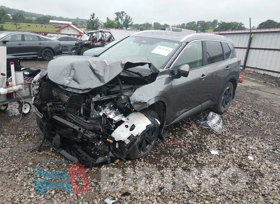 5N1BT3BB3SC845762 Photo# 2
