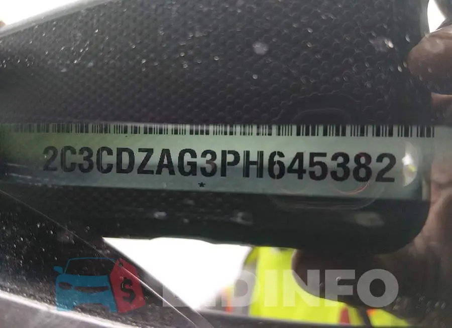 2C3CDZAG3PH645382 Photo# 9