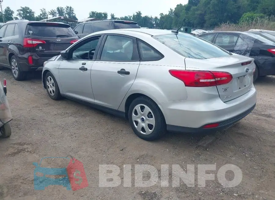 1FADP3E21GL249088 Photo# 3