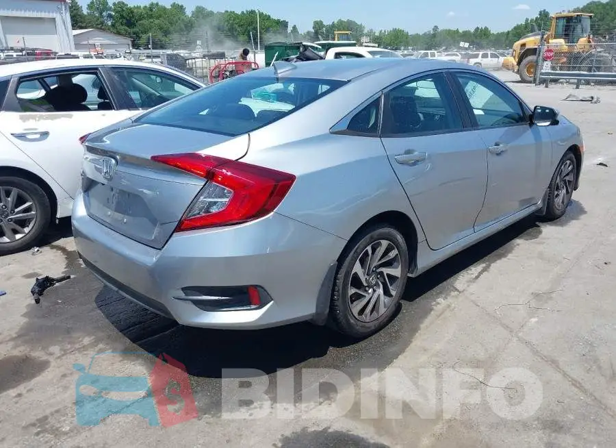 19XFC2F78HE014992 Photo# 4
