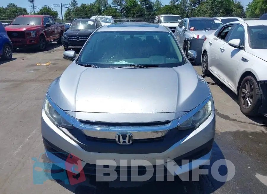 19XFC2F78HE014992 Photo# 6