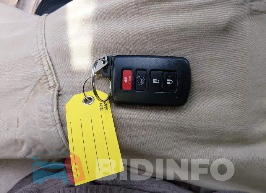 5TDJKRFH7GS246650 Photo# 11