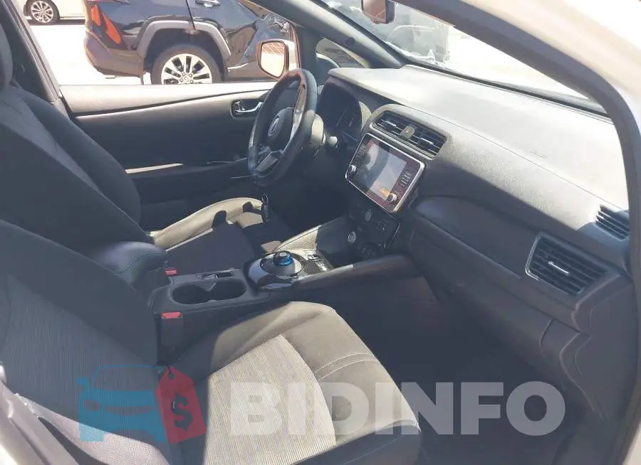 1N4CZ1CV2PC552016 Photo# 5