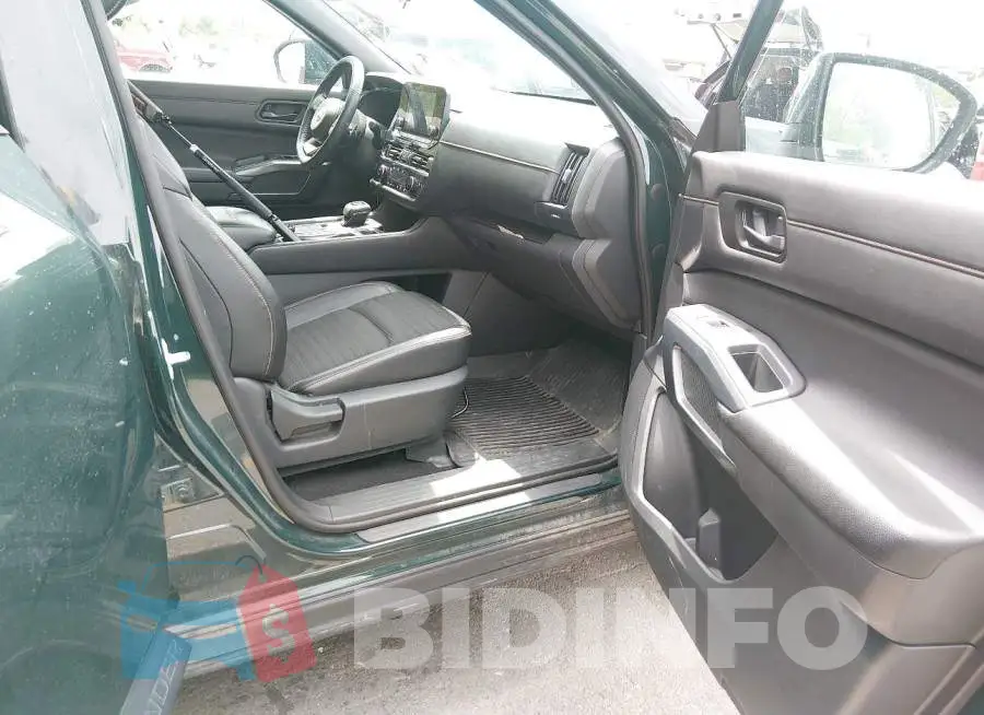 5N1DR3BD4PC218956 Photo# 5
