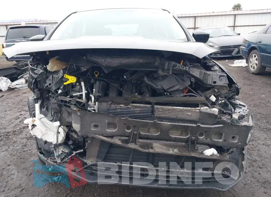 1FADP3K27JL300962 Photo# 6