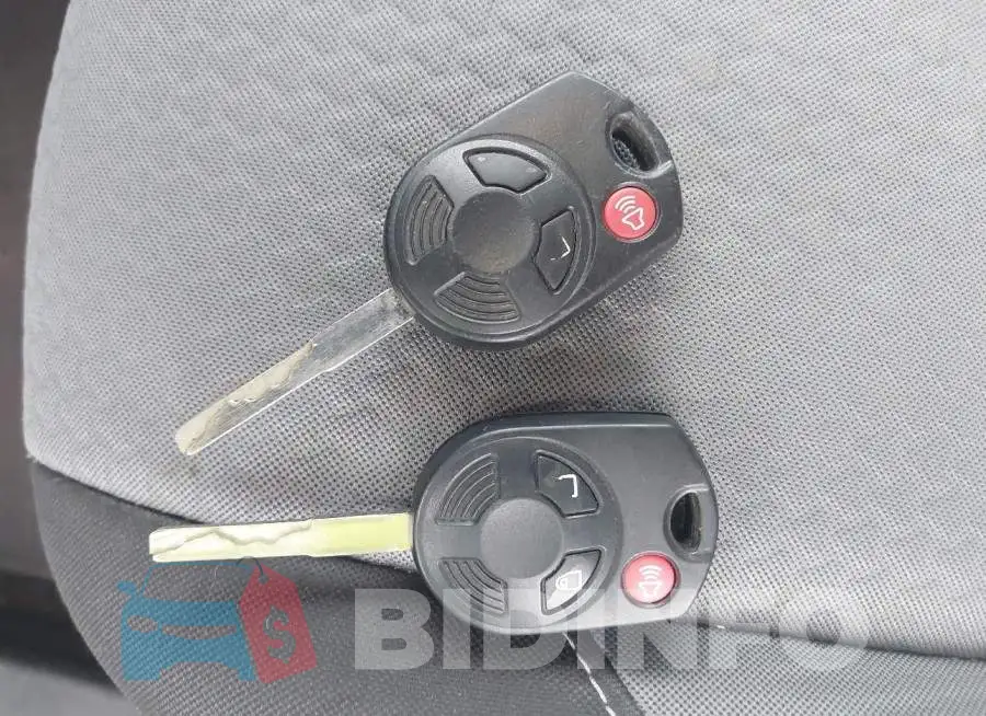 1FMCU9GD2HUE24522 Photo# 11