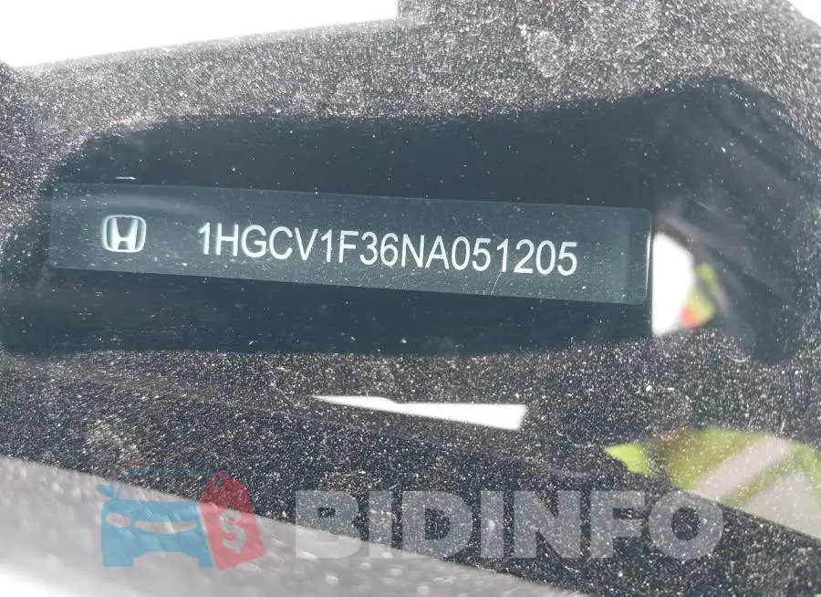 1HGCV1F36NA051205 Photo# 18