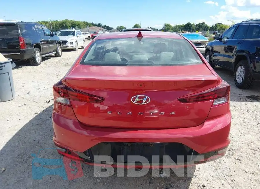 5NPD84LFXKH470432 Photo# 16