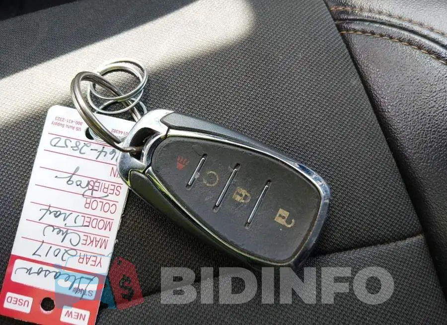KL7CJPSB6HB221391 Photo# 11