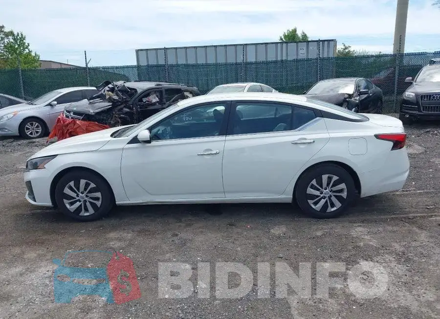 1N4BL4BV2PN399433 Photo# 14