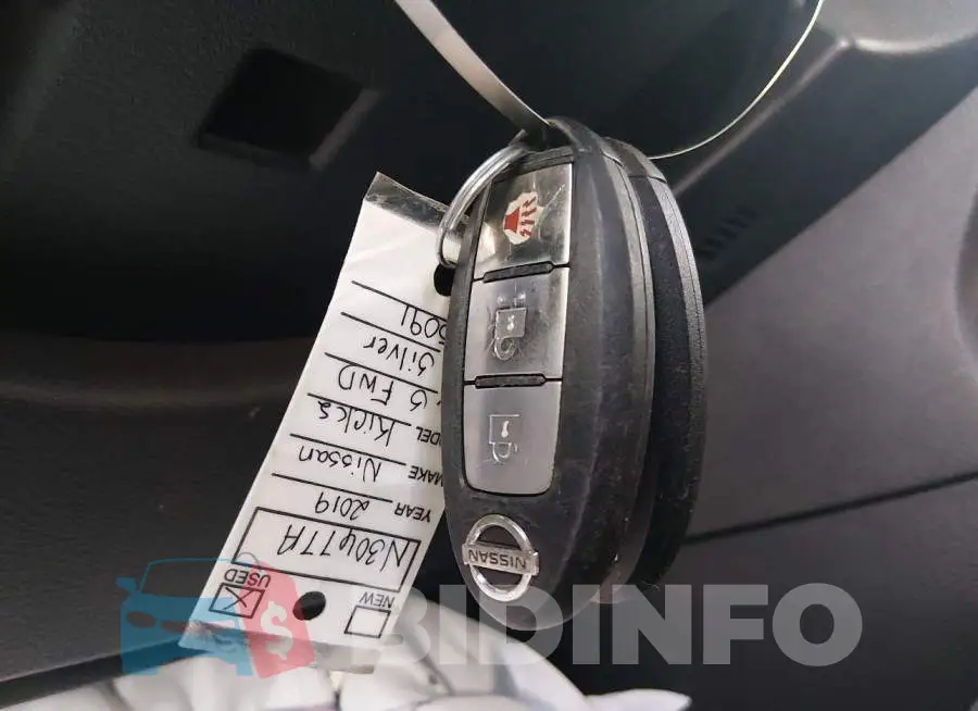 3N1CP5CU6KL565091 Photo# 11