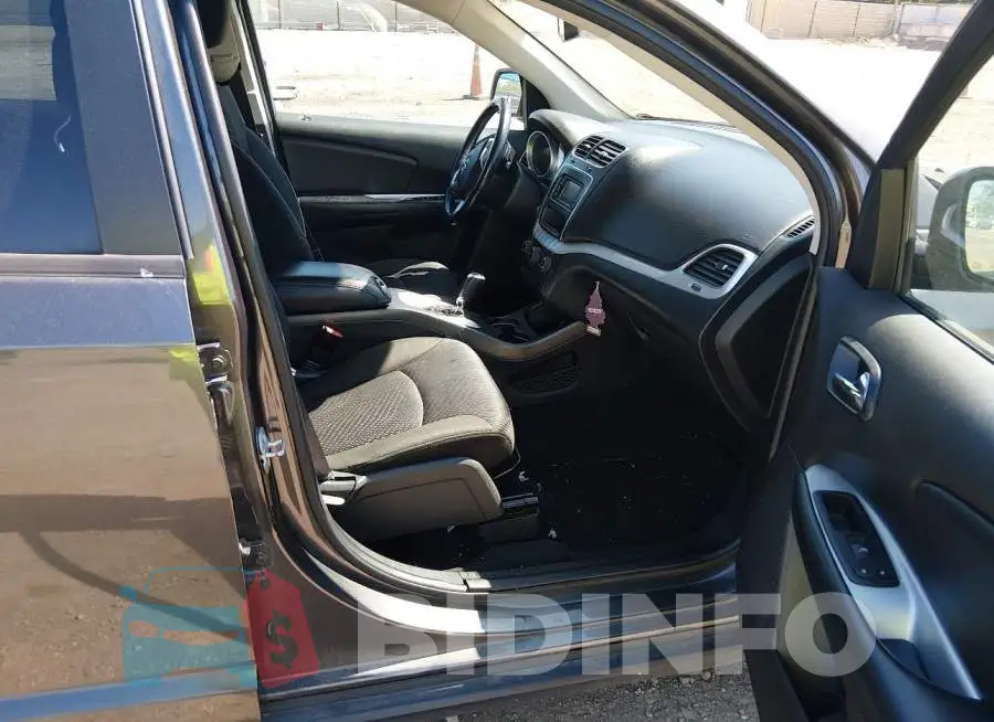 3C4PDCAB0LT237387 Photo# 5