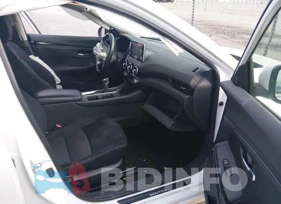 3N1AB8CV4MY207235 Photo# 5