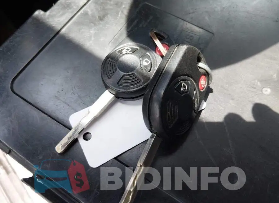 1FMCU9GD6HUB95665 Photo# 11