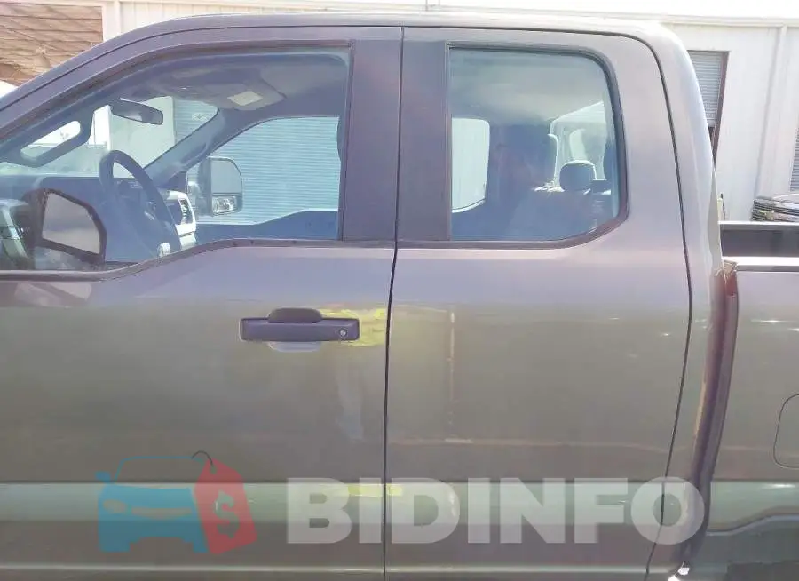 1FT7X2BA1PED77946 Photo# 17