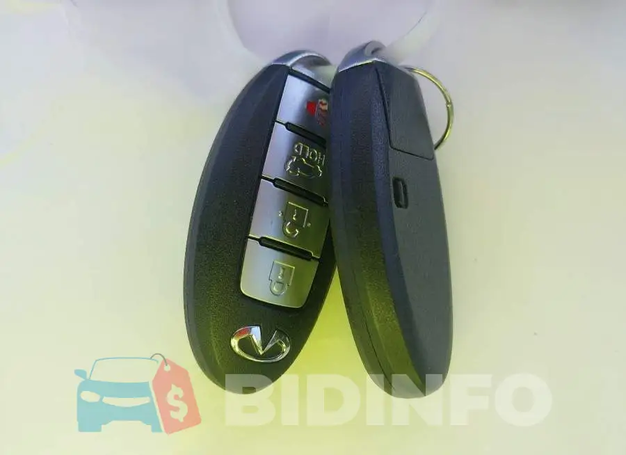 3PCAJ5M10KF137400 Photo# 11