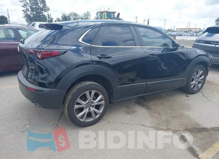 3MVDMABL1MM242915 Photo# 4