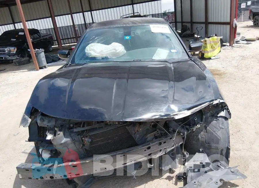 2C3CDXCT5HH609421 Photo# 6