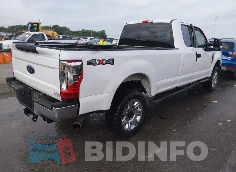 1FT7X2B65JEB97579 Photo# 4