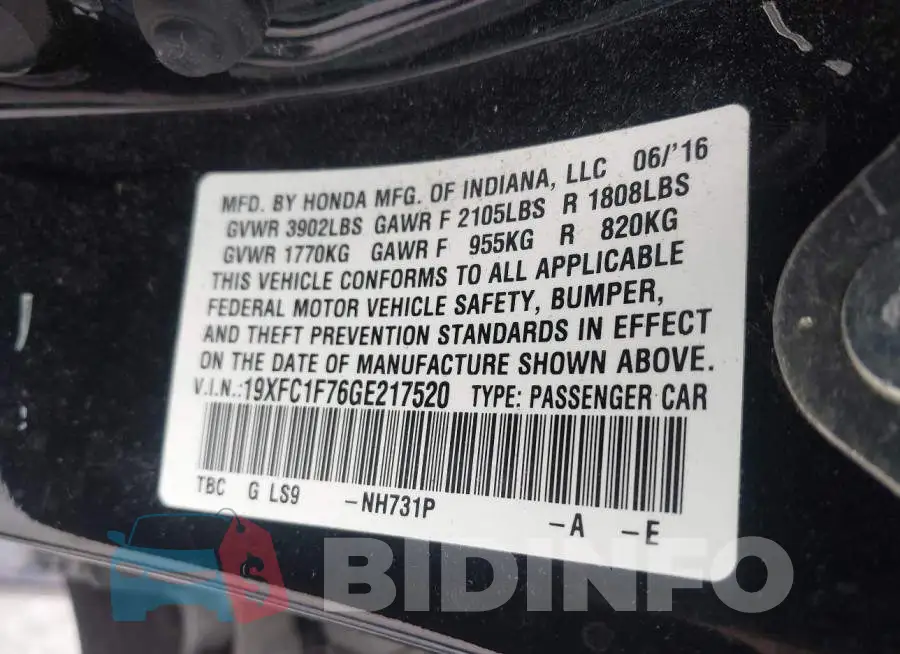 19XFC1F76GE217520 Photo# 9