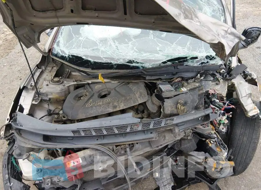 5NPDH4AE2GH784545 Photo# 10