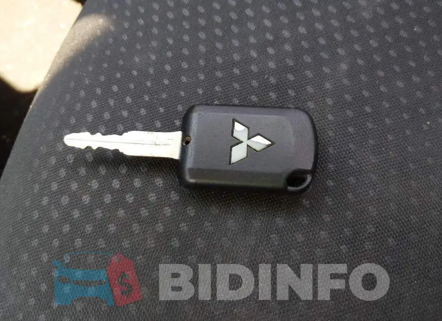 ML32F3FJ6HHF07240 Photo# 11