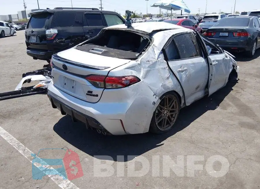 JTDBCMFE3R3042412 Photo# 4