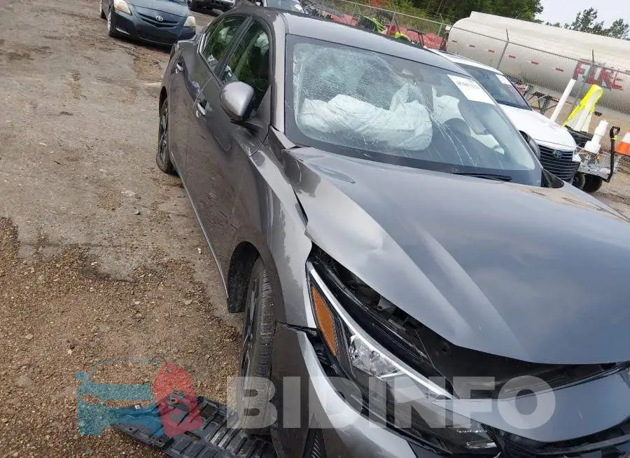 3N1AB8CV8SY284221 Photo# 19