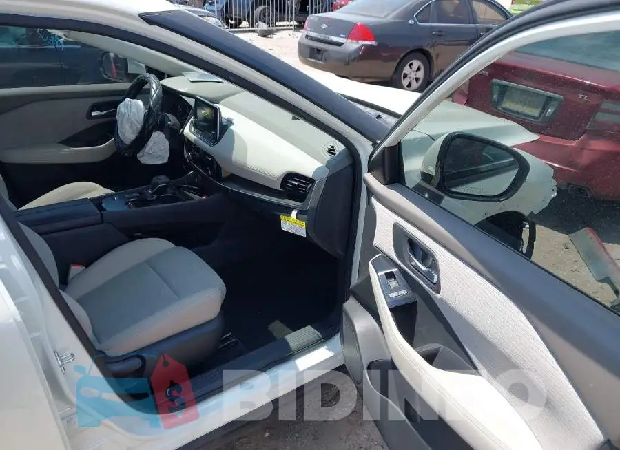 5N1BT3BA2PC760474 Photo# 5