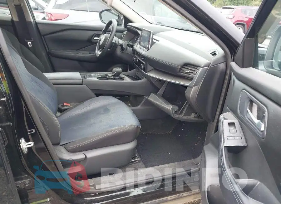 5N1BT3BA4RC690267 Photo# 5