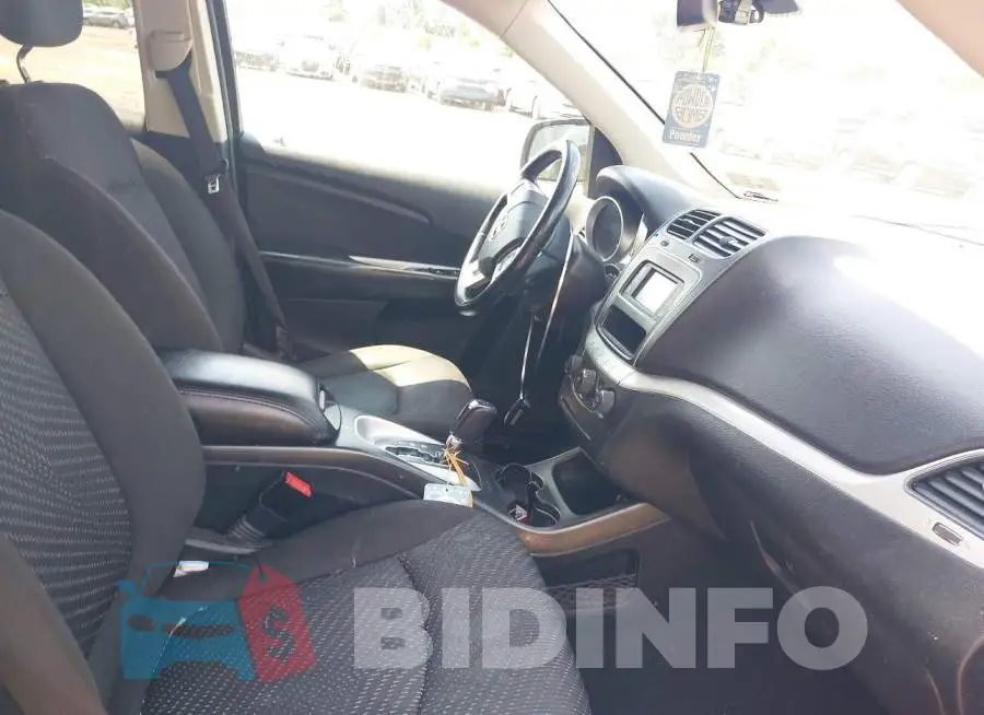 3C4PDCAB4LT274717 Photo# 5
