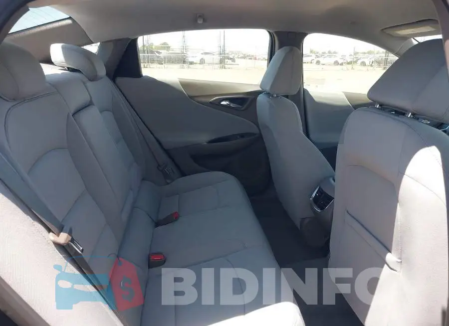 1G1ZD5ST2PF172918 Photo# 8