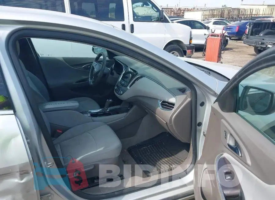 1G1ZD5ST4JF206848 Photo# 5
