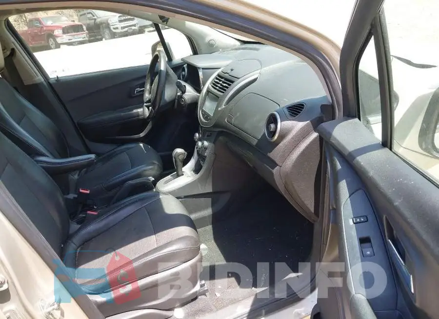 3GNCJPSB8GL226034 Photo# 5