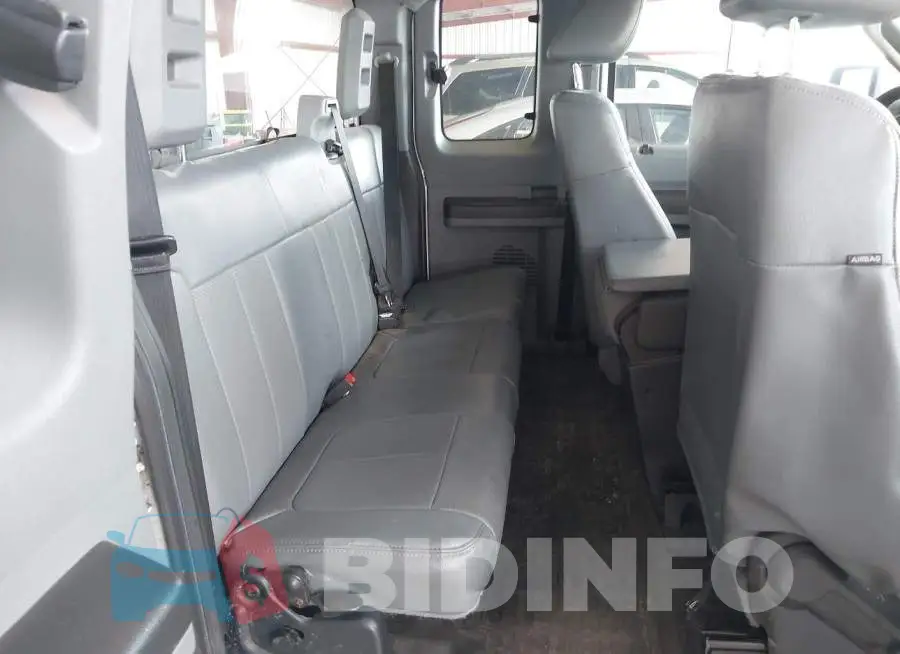 1FT7X2A62GED25206 Photo# 8