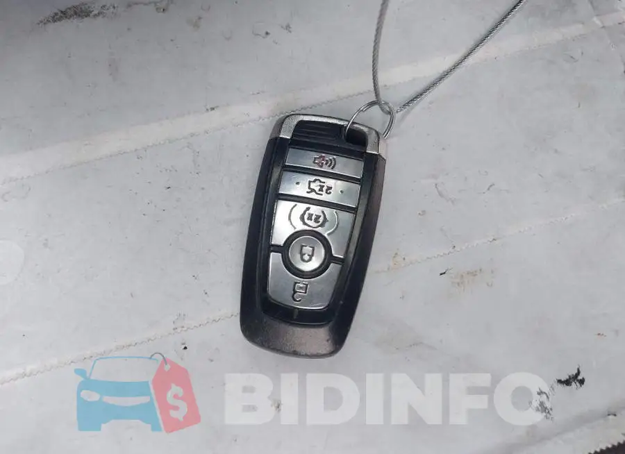 3FA6P0RUXJR219616 Photo# 11