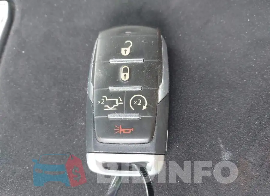 1C6SRFU95MN832475 Photo# 11