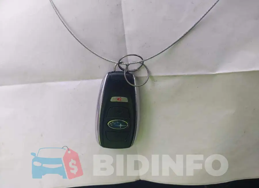 JF2GUADC3RH396728 Photo# 11