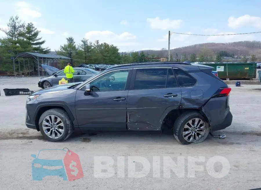 2T3A1RFV4RC431931 Photo# 15