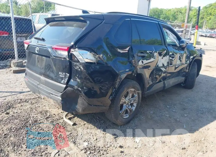 2T3P1RFV6SC526877 Photo# 4
