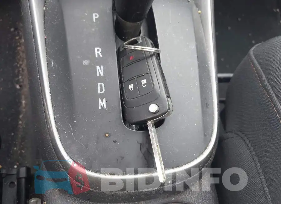 3GNCJNSB7JL252474 Photo# 11