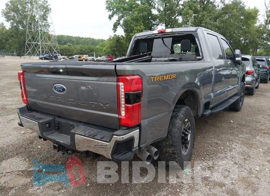 1FT8W2BM2PED47131 Photo# 4
