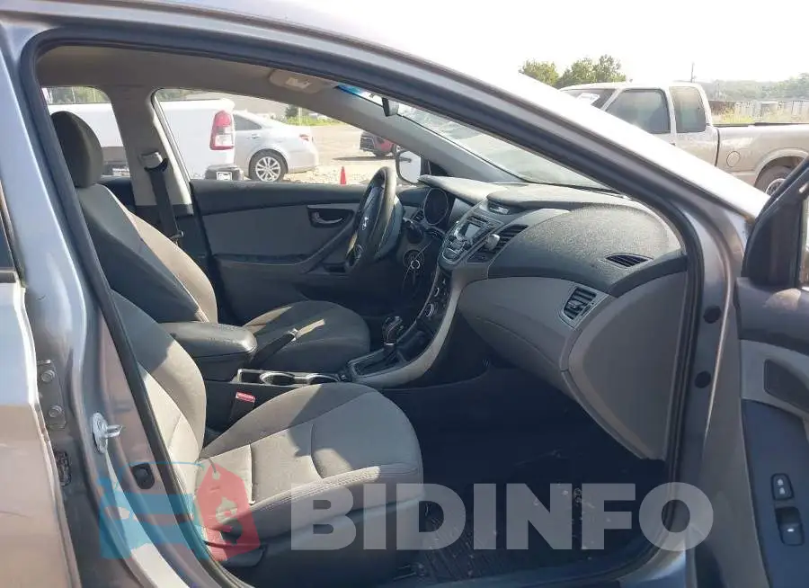 5NPDH4AE8GH688337 Photo# 5