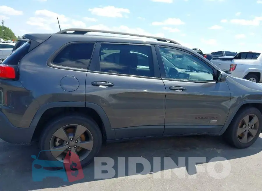 1C4PJMCB7GW305180 Photo# 13